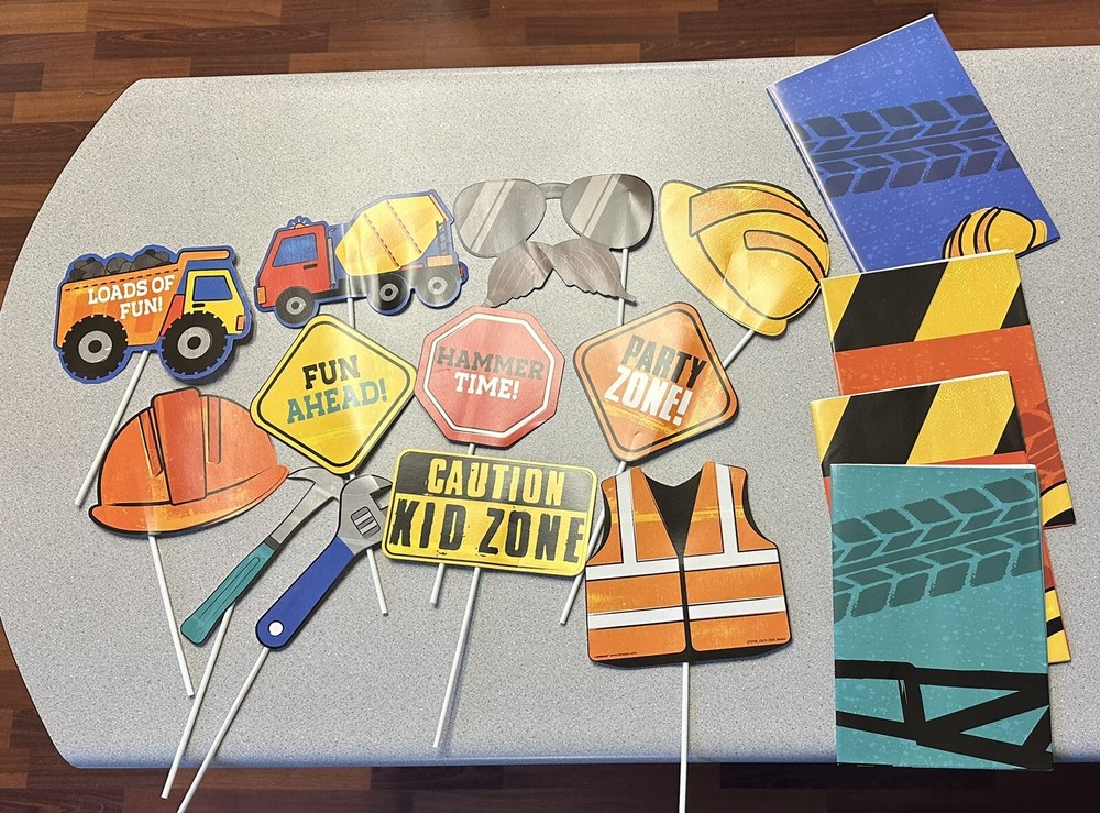 LOT Construction theme birthday Bundle48 Plates ,Banner, Photo Booth Props ￼
