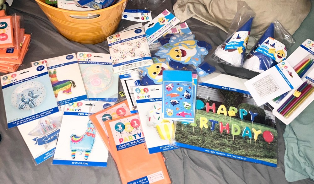 Baby Shark Party Decorations OVER 20 PIECES ASSORTED FREE SHIPPING