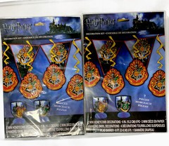 Harry Potter 7 Piece Party Decorations Kit. Lot Of 2