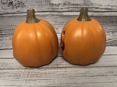 Lot of 2 LED Light-Up Orange Halloween Pumpkin Jack O Lantern 8″
