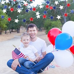 8 Pack Total 52.5Ft Patriotic Star Streamers Banner Blue Red White Star Garla…