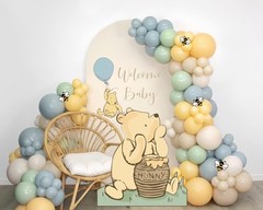 131PCS Winnie Baby Shower Decorations – Coroplast Cutouts, Balloon Arch & Bee St