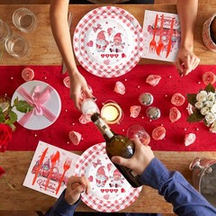 Romantic Valentine’s Day Disposable Party Tableware Set With Heart Theme Design