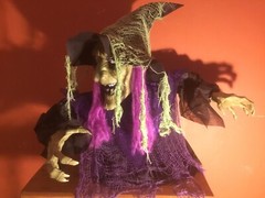 ANIMATED WITCH GROUNDBREAKER HALLOWEEN DECOR PROP SCARY SOUND LIGHT MOVEMENT