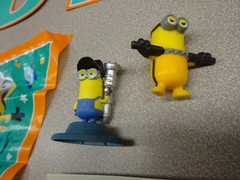 Mixed Lot Despicable Me Minions, Happy Birthday Sign Cake Toppers 24 Invitations