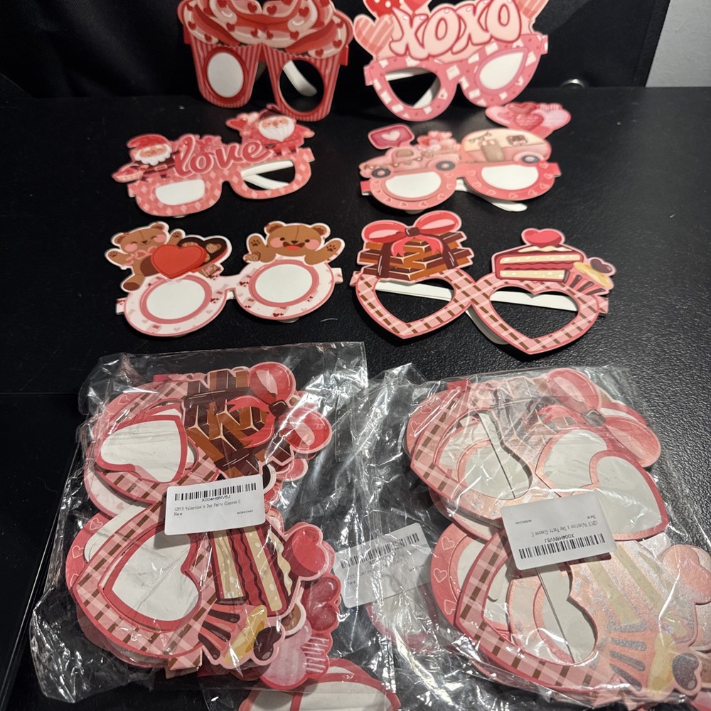 Valentines Party 36 Paper Glasses Valentine 6 Designs, 3 Packs Of 12