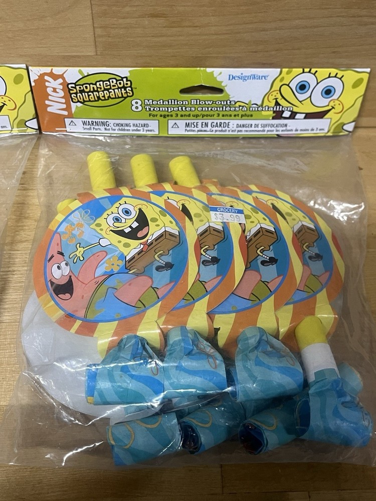 2004 Nickelodeon SpongeBob SquarePants Medallion Blow-outs (8 Per Bag) NOS