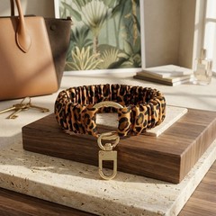 Keychain Lanyard Wristlet for Keys with Thickened Simulated Wire and Zinc Alloy