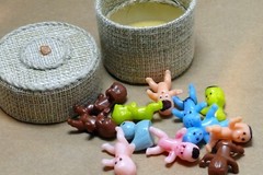 Lot of 11 King Cake 1″ Plastic Babies Mixed Pastel Color mini miniature figurine