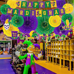Heartome 25PCS Mardi Gras Decorations, Mardi Gras Party Favors Decor Kit with Pa