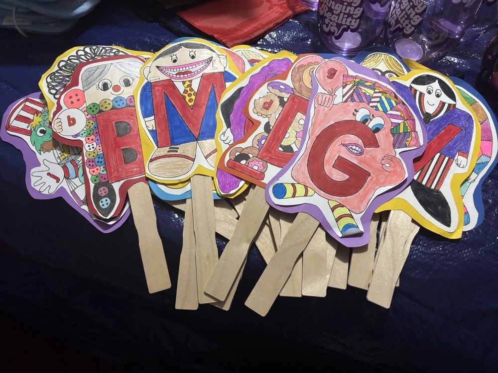 letter people, Old version 1976. girls are vowels
