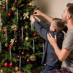 10000 Strands Silver Metallic Christmas Tinsel Foil Fringe Icicles Tree Decor