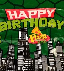 Pack Of 3 Cartoon Superhero Comic Birthday Tablecloths 7′ x 4′