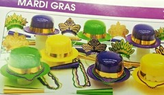 FESTIVE PARTY/EVENT KIT BEADS/HATS/TIARAS/MARDI GRAS (ASSORTMENT FOR 25 PEOPLE)