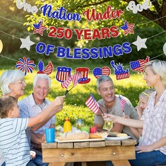 Celebrate Independence Day with this 4th of July Lightweight Glitter Banner