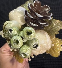 Lot Of Floral Decorations – 6 Pieces