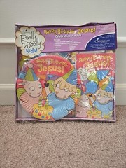 DaySpring Really Woolly Happy Birthday Jesus Celebration in a Box Party Kit NEW