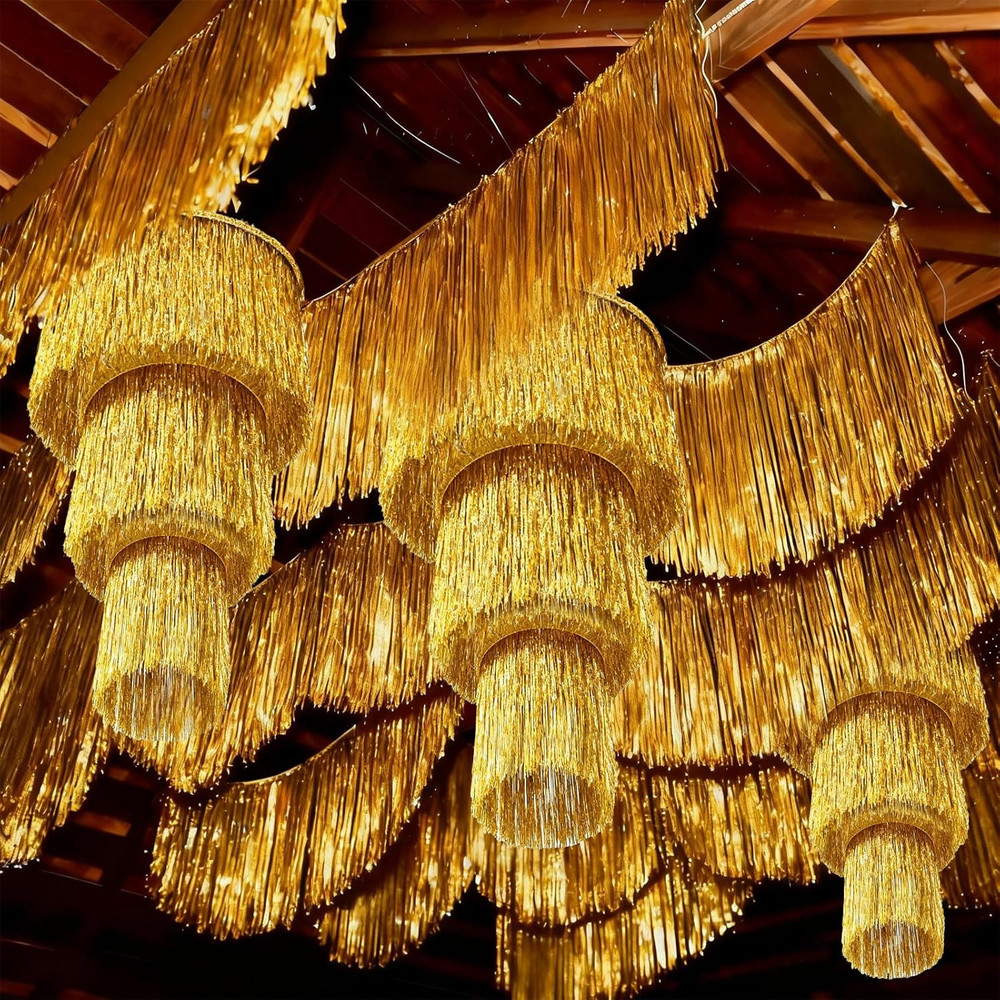 1920s Gold Party Decorations – 6 Pcs Fringe Chandelier & Garland Set