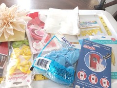 Assorted party supply lot as seen