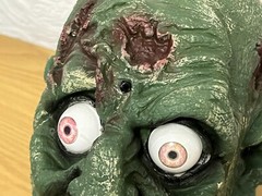 Halloween Zombie 8″ Tall Prop – Moves Lights-Up Talks -🕹️Retro Gift Idea🕹️