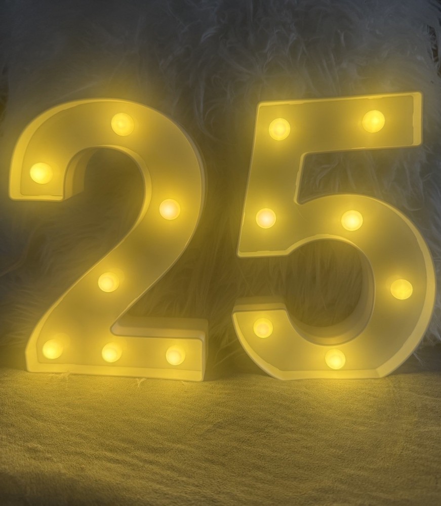 Light Up Marquee Numbers 25/52 LED Battery Operated Birthday Party Decor