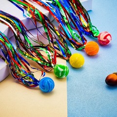 30 Pcs Mardi Gras Parade Throws Bulk Carnival Bouncy Balls Piñata Fillers Goo…