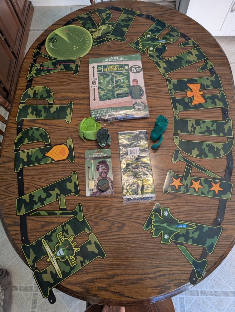 Military Camouflage Birthday Decorations 9 part set