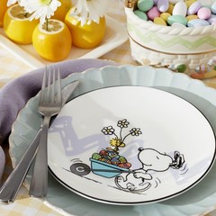 Lenox Dinnerware Set, Peanuts Easter Snoopy 4-Piece 4 Count, Multicolor