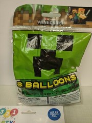 Gamer party supplies, MINECRAFT theme balloons, gamer shirt Kid M, bday hats