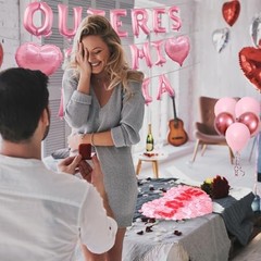 Pink 16″ & 18″ Heart Foil Balloons with 1200 Artificial Rose Petals for Valentin