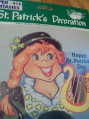 10″ St Patricks Honeycomb Decoration 1990 Paper Fantasies New