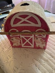 Large Barnyard Pinata, Farm Animal Birthday Party Supplies, 18x 21.5x 13 in.