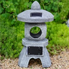 Resin Solar Pagoda Lantern LED Pathway Light for Garden Patio Lawn Outdoor Use