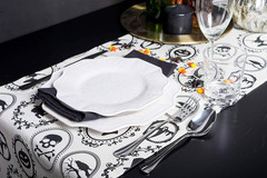 Halloween Party Tabletop Decor, Reusable & Machine Washable Cotton Fabric, Table