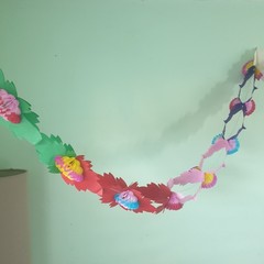 2 Vintage Paper Streamers Christmas Decoration Reusable 3m Bright Multicoloured