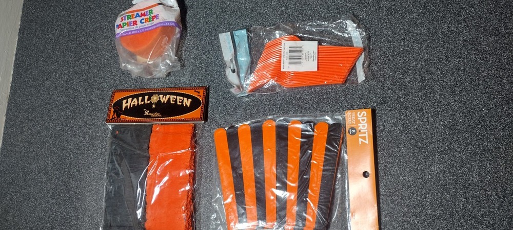 Halloween party decorations and accessories orange and black LOT of 4 brand new!