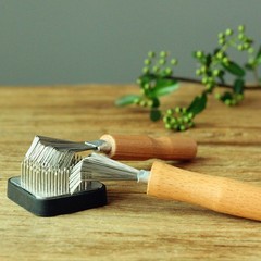 Japanese Ikebana Tool Kenzan Flower Frog Brush Cleaning Brush Cleaning Rake
