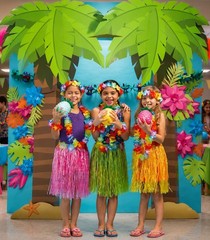 Tropical Palms Freestanding 3D Cardboard Trees Archway Beach Decor 7.5-Ft H #886