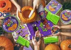 GAMI UNLIMITED Trick or Treat Halloween Party Set – 24 Pcs Tableware Set