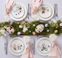 Lenox Dinnerware Set, Peanuts Easter Snoopy 4-Piece 4 Count, Multicolor