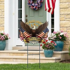 Vibrant 25.1″ Eagle Decor – Perfect for Americana and 4th of July Celebrations