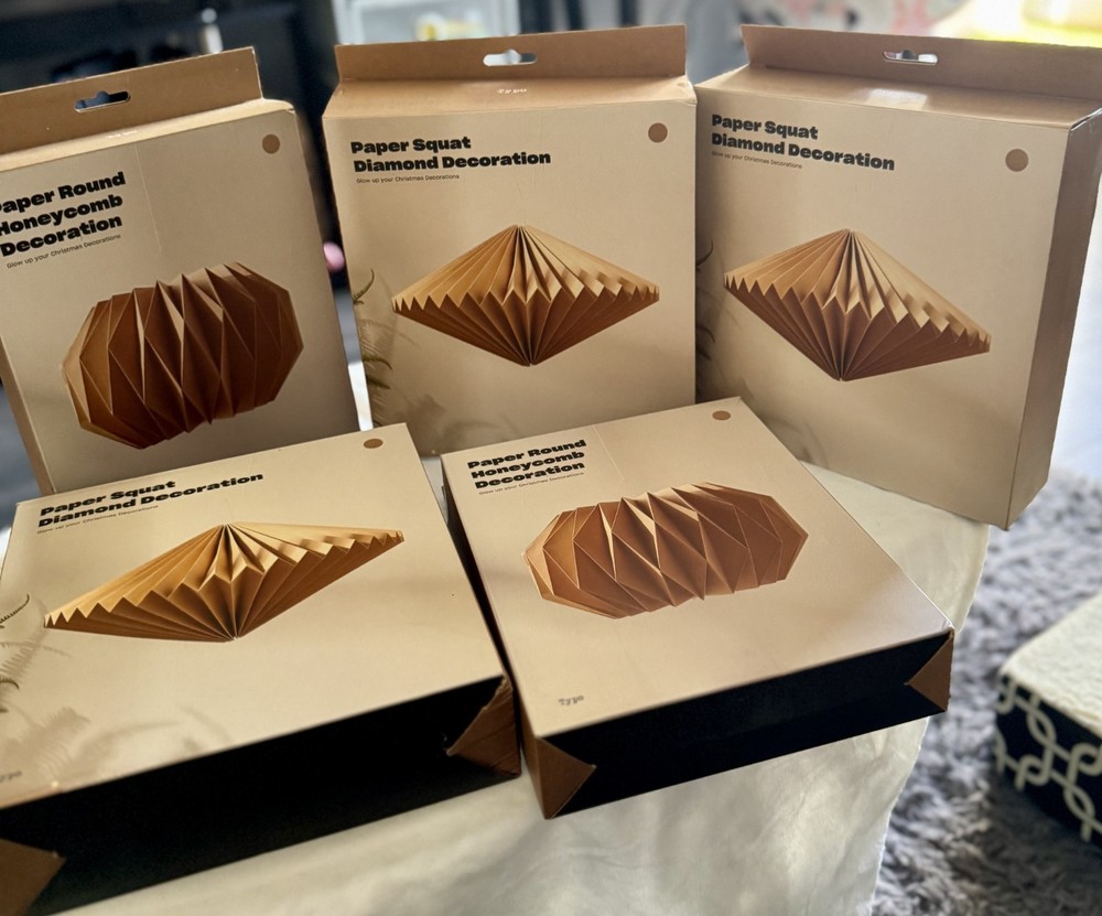 Typo Paper Honeycomb Hanging Decorations, set of 5 – NEW IN BOX