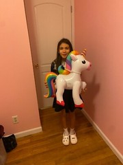 24″ Emoticon Unicorn Inflatable – Inflate Blow Up Toy Party Decoration