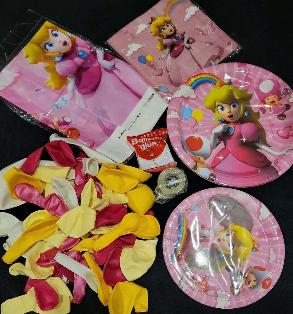 Super Mario Princess Peach Party Supplies Set