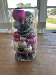 Black and Pink Themed Centerpiece Table Decorations
