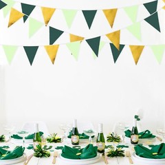 32Ft Dark Green and Gold Decorations Olive