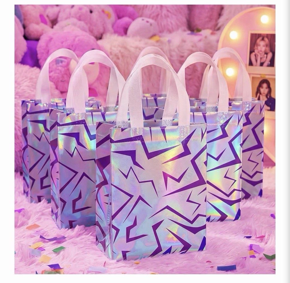 Kpop Goody Bag 12 Pcs Set Iridescent Holographic