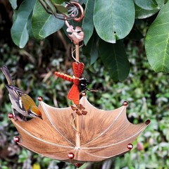 Stylish Iron Hanging Bird Feeder for Balcony Terrace For Courtyard Use