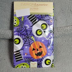 Halloween Party Decor 10 Piece Hanging Witch Hats Oval 60×84 Table Cloth