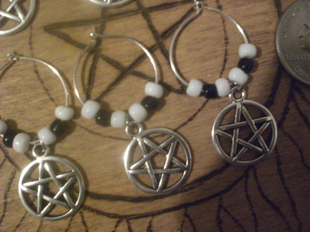 Pentagram Wine Glass Charms Wicca Party Celebration Black White Decoration
